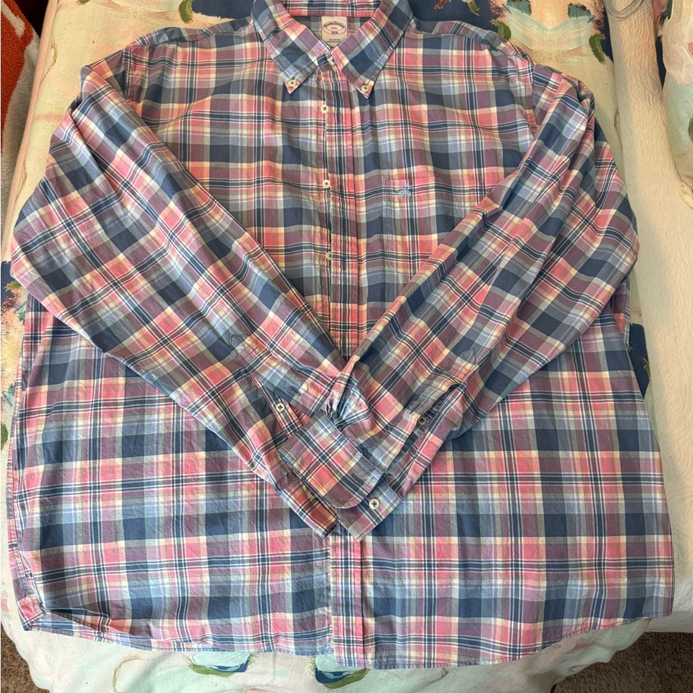 Brooks Brothers Men’s XXL Plaid Button-Down Shirt in Blue and Pink